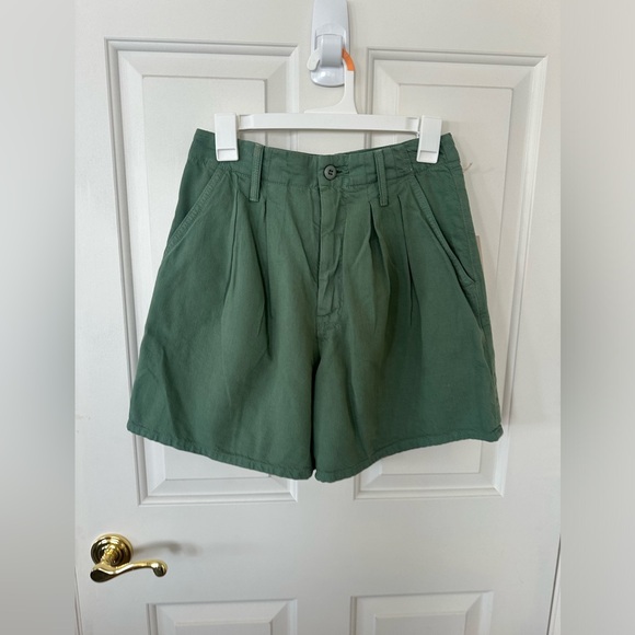 NWT Mother The Pleated Chute Prep Short - Picture 3 of 10